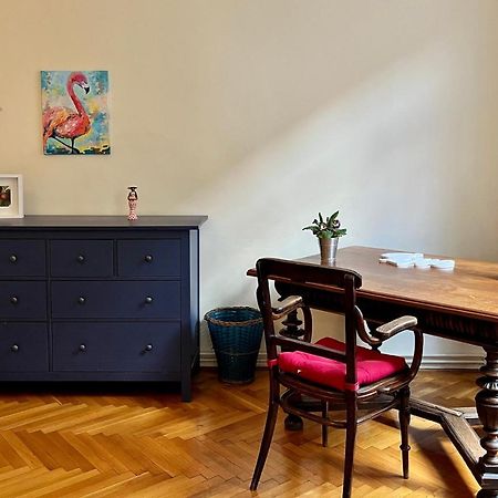 Zen Hostel By Central Market Budapest Luaran gambar