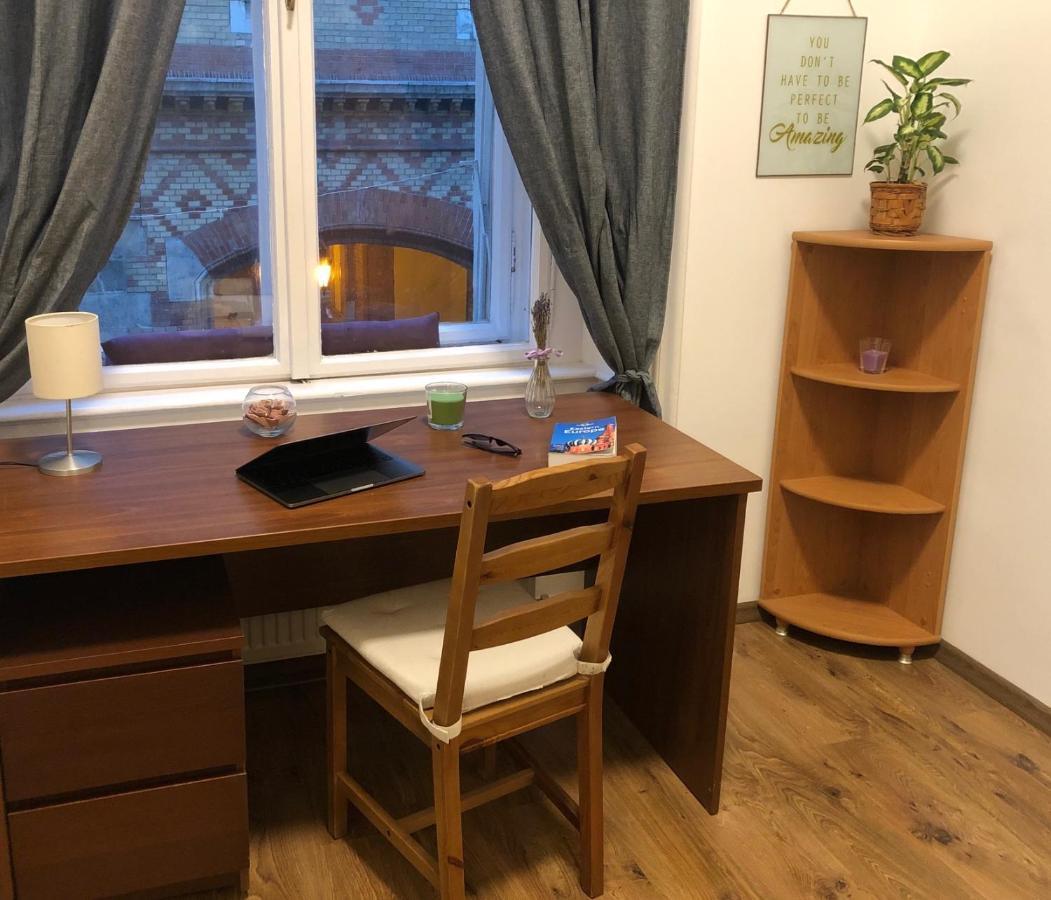 Zen Hostel By Central Market Budapest Luaran gambar