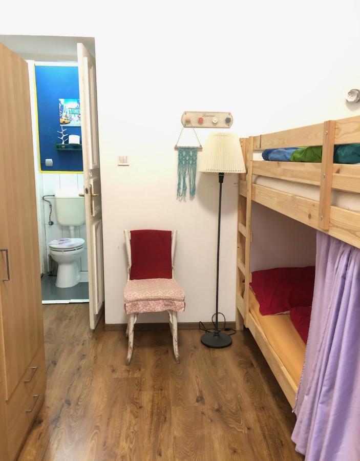 Zen Hostel By Central Market Budapest Luaran gambar