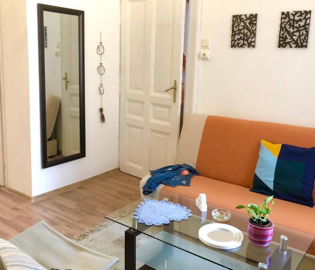 Zen Hostel By Central Market Budapest Luaran gambar