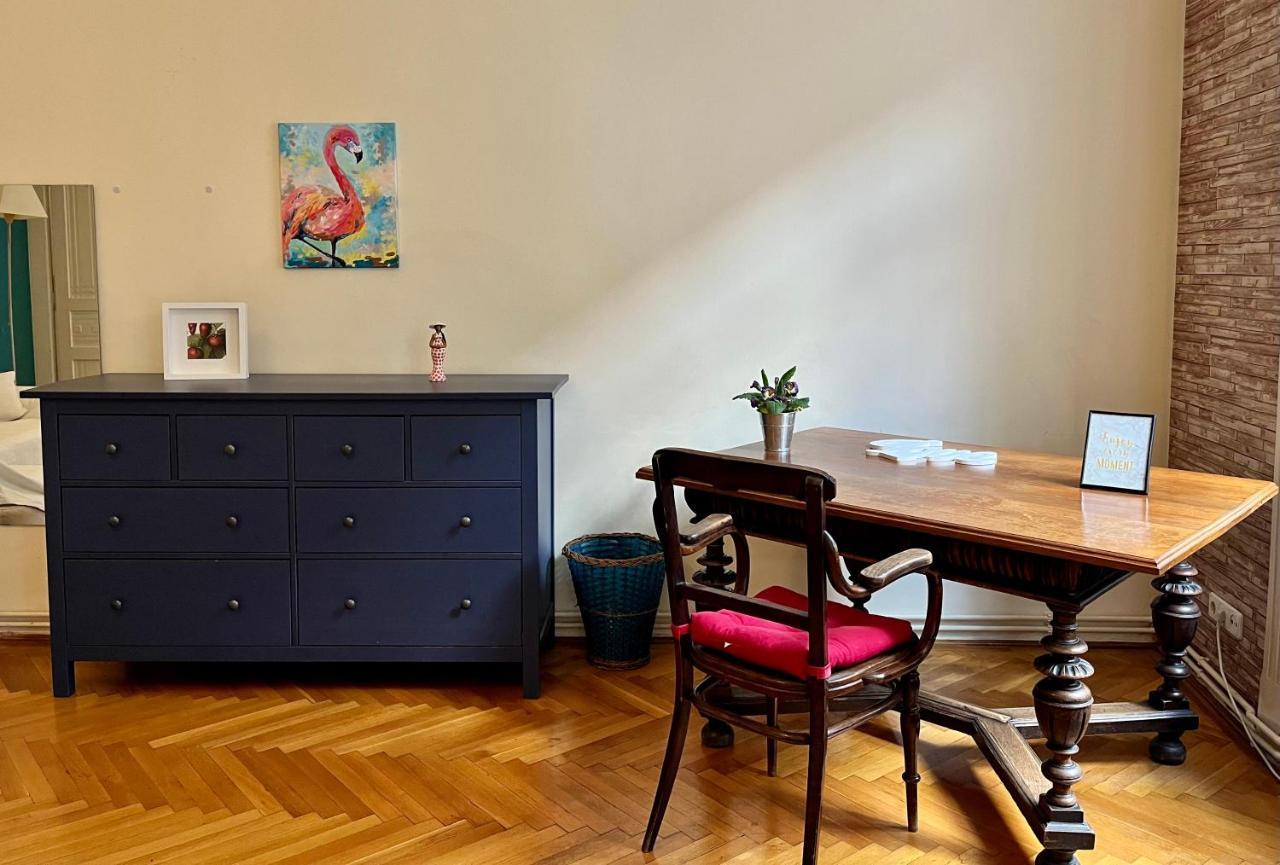 Zen Hostel By Central Market Budapest Luaran gambar