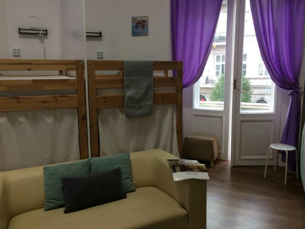 Zen Hostel By Central Market Budapest Bilik gambar